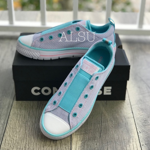 NWT Converse Ctas HyperSlip OX Cherry 🍒 BlossomW - Picture 3 of 8